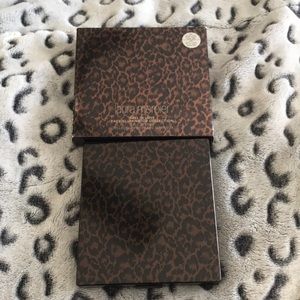 LE Laura Mercier Fall in Love Palette